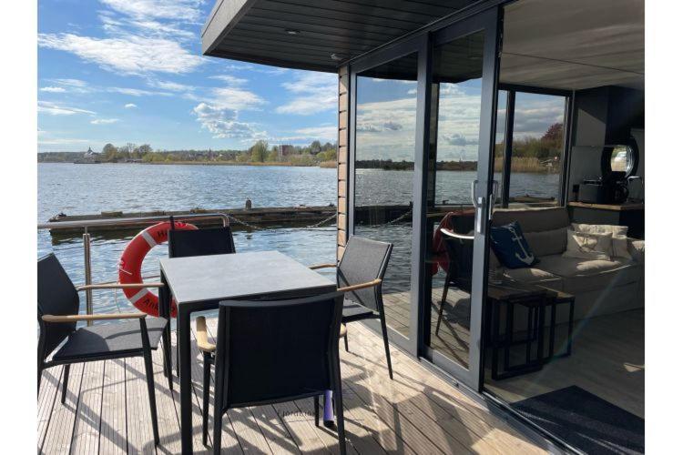 Hausboot Fjord Ankerplatz Mit Biosauna In Schleswig Luaran gambar