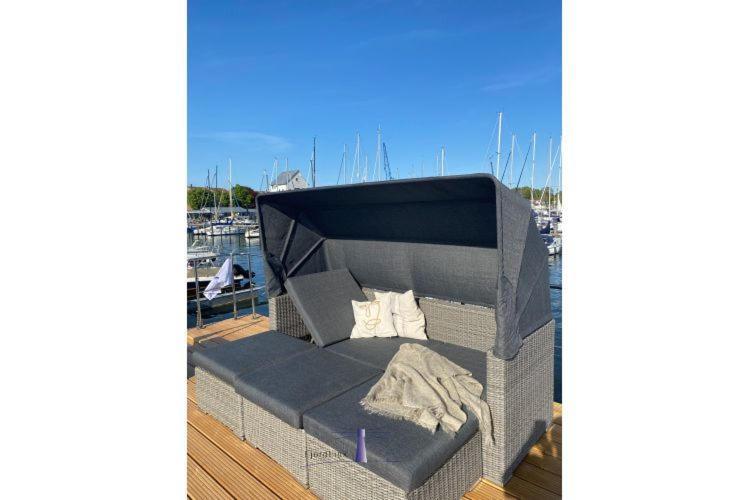 Hausboot Fjord Ankerplatz Mit Biosauna In Schleswig Luaran gambar